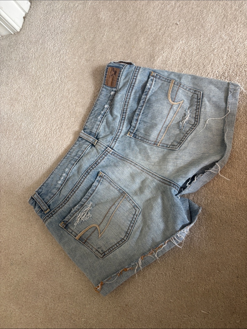 American Eagle Outfitters Light Wash Distressed Jean Shorts - Picture 3 of 7